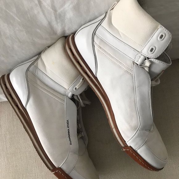 Men Y-3 white sneakers size 9 comes with dust bag too - Picture 3 of 7